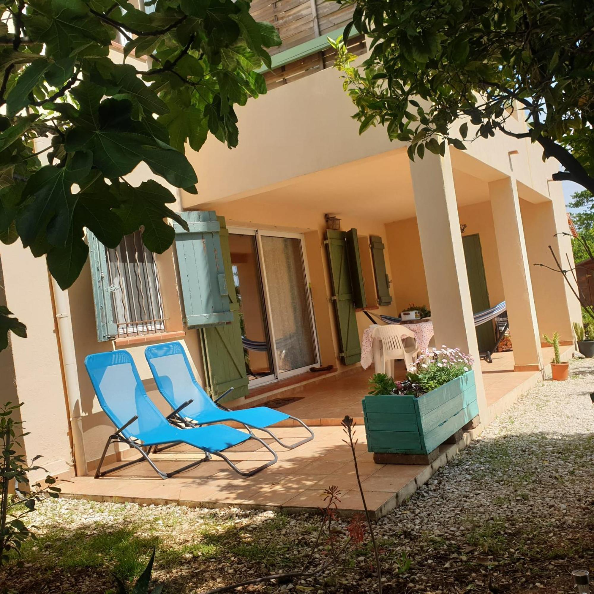 L'Oliveraie Hyeres Luaran gambar
